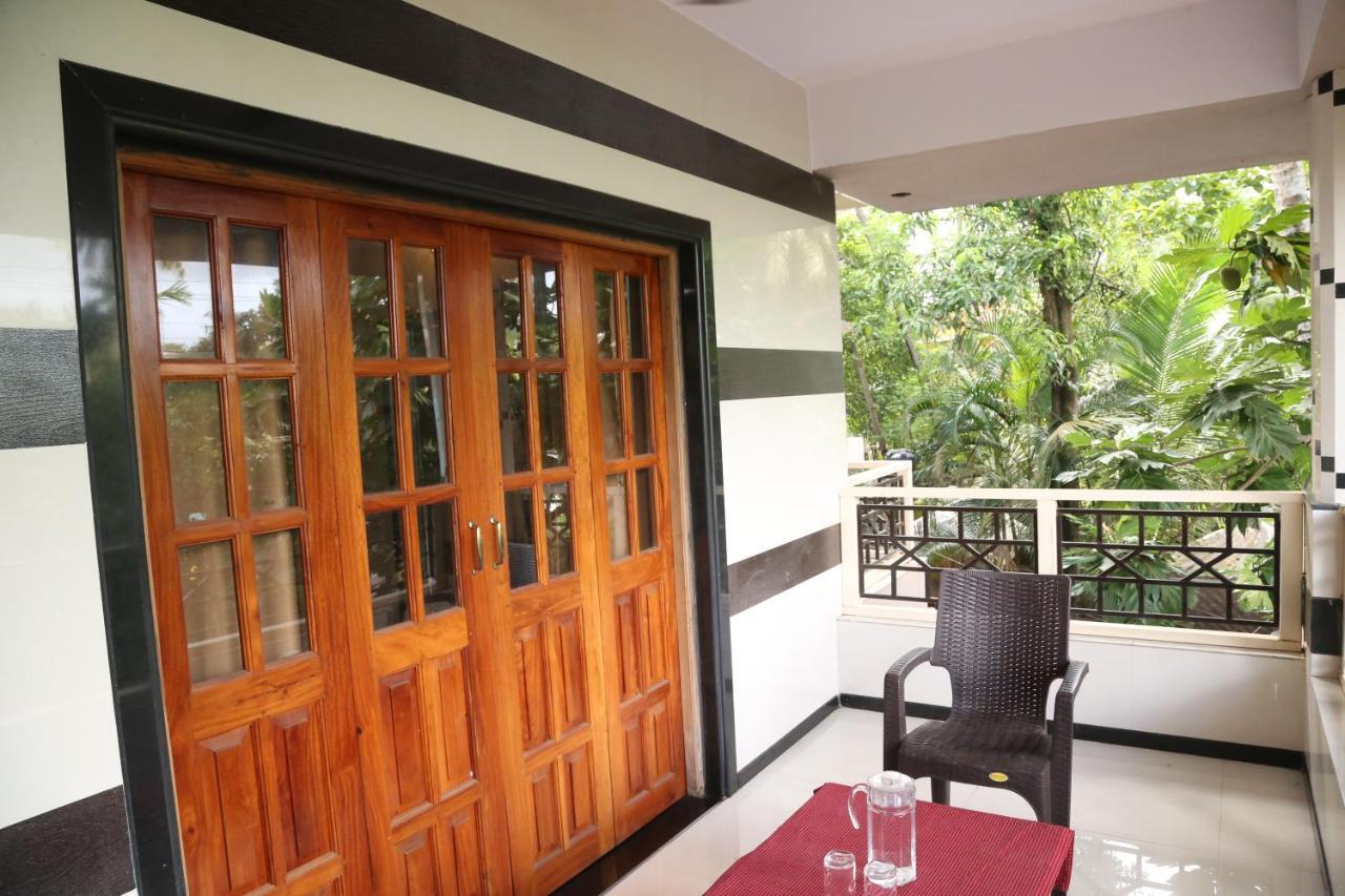 Little Nest Hotel Mandrem Ngoại thất bức ảnh